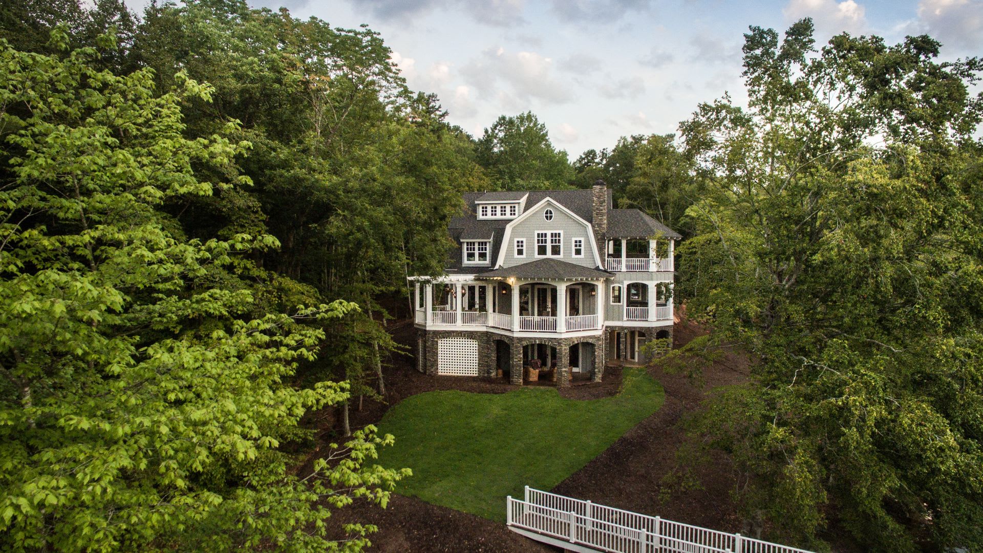 5 Great Cottages for Sale in Ontario