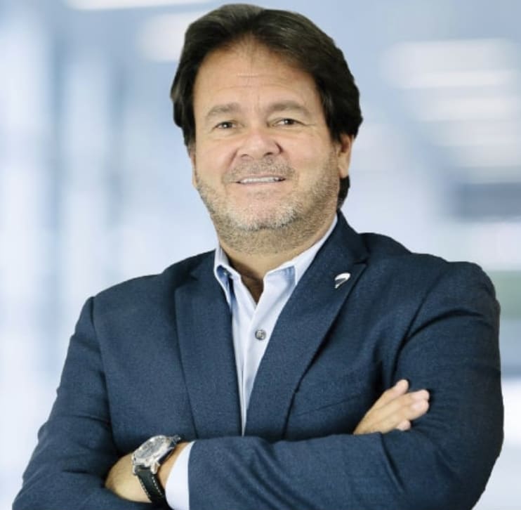 Cesar_Mesa_Headshot Cesar Mesa