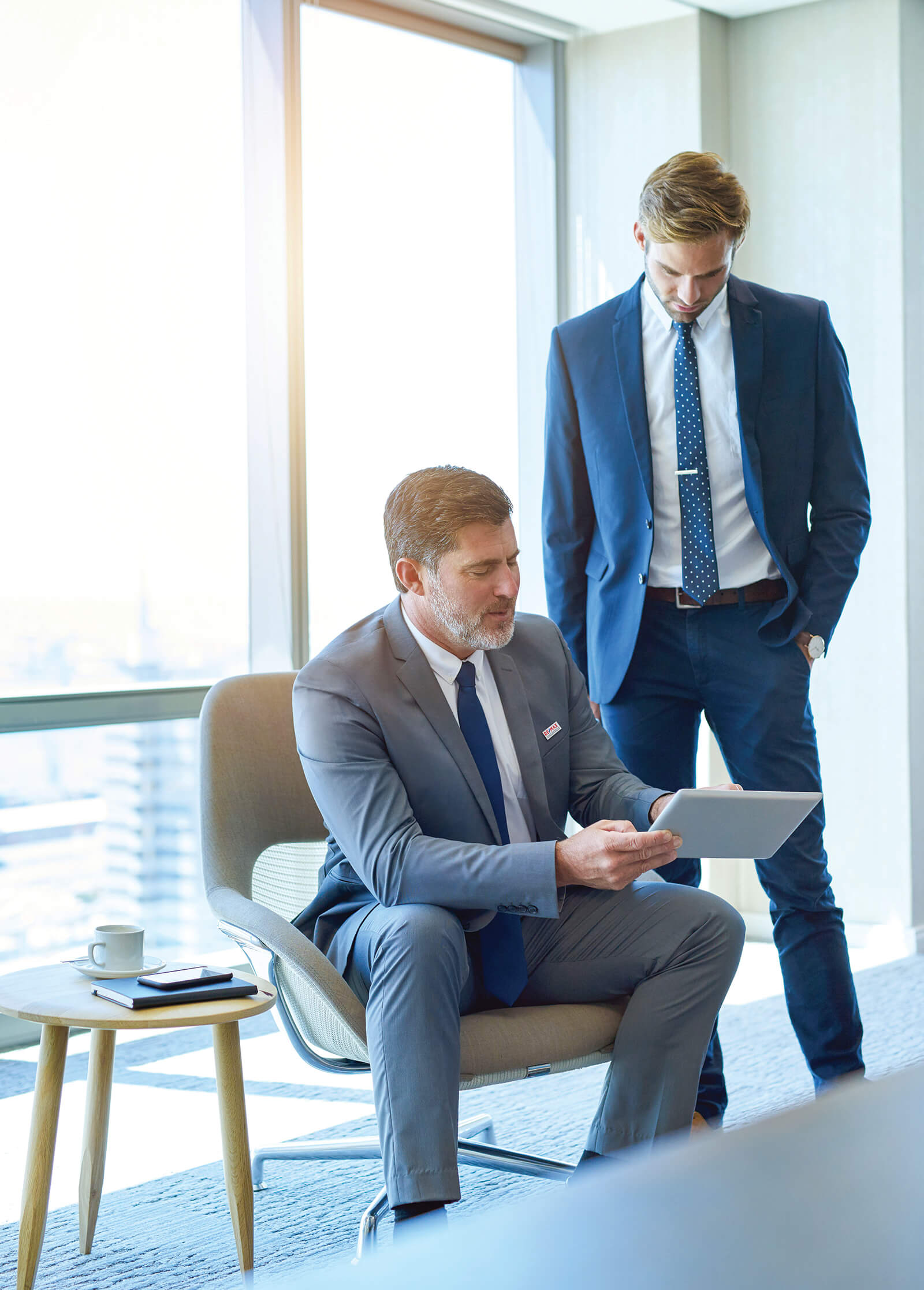 RM_Com_two-agents-tech