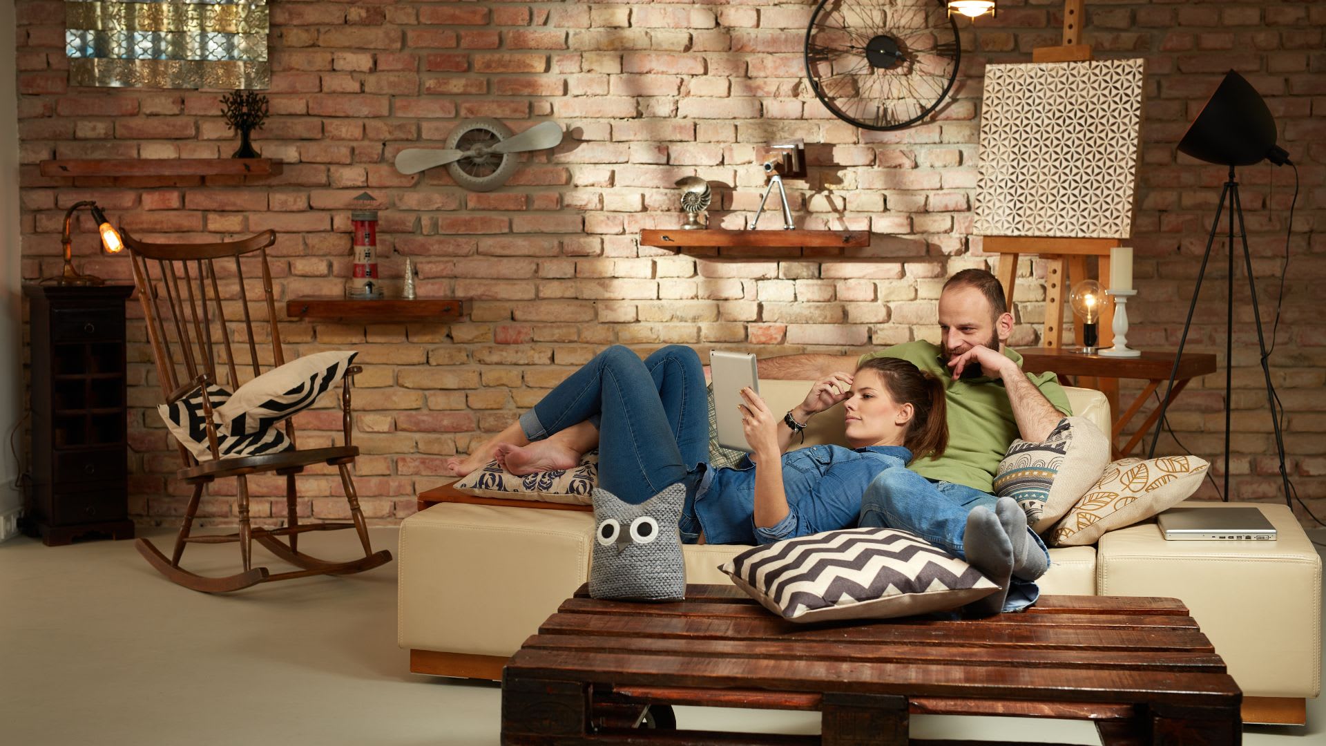 The Art of Compromise: Decorating a New Home as a Duo - REMAX Canada