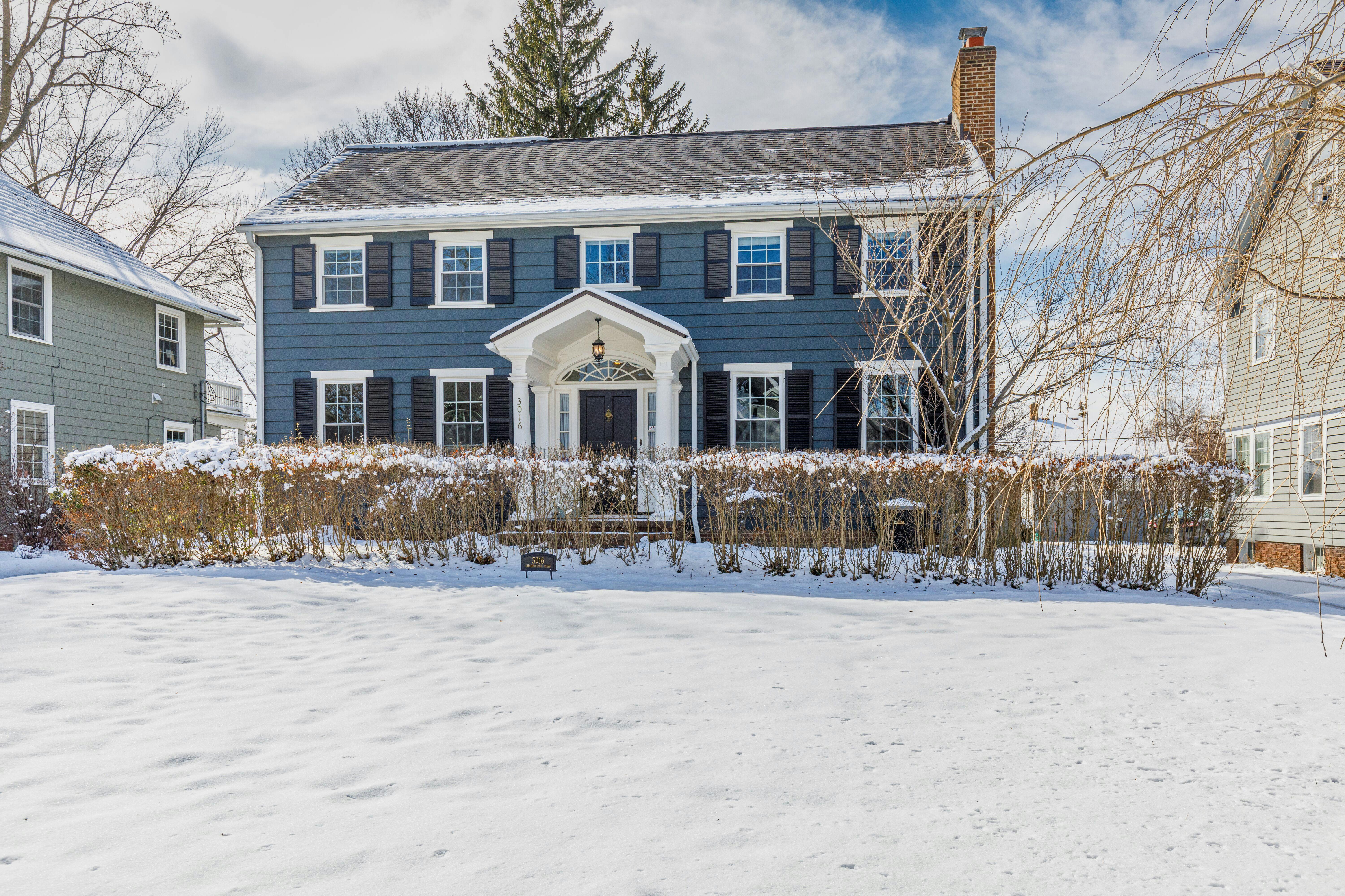 Photography by Bob Fuller of Bob Fuller Photography