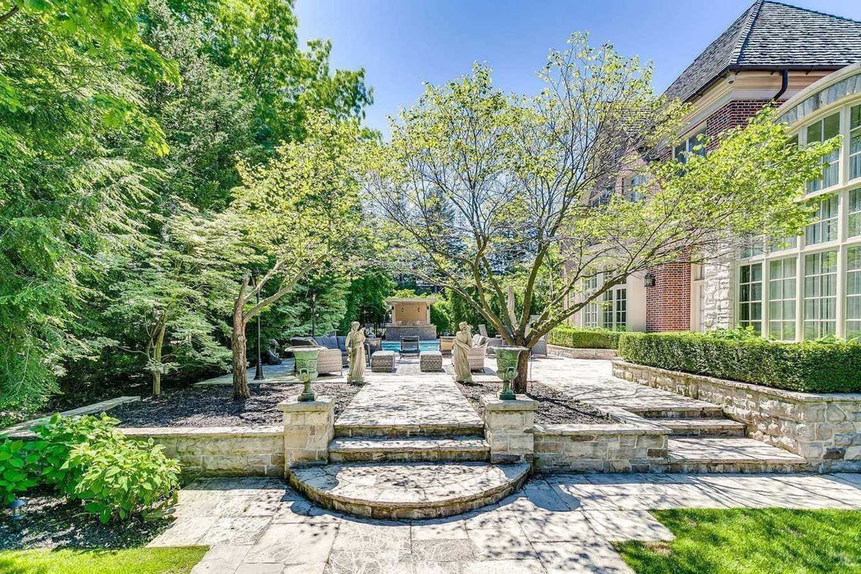 Toronto-houses-for-sale-Valley Rd_9