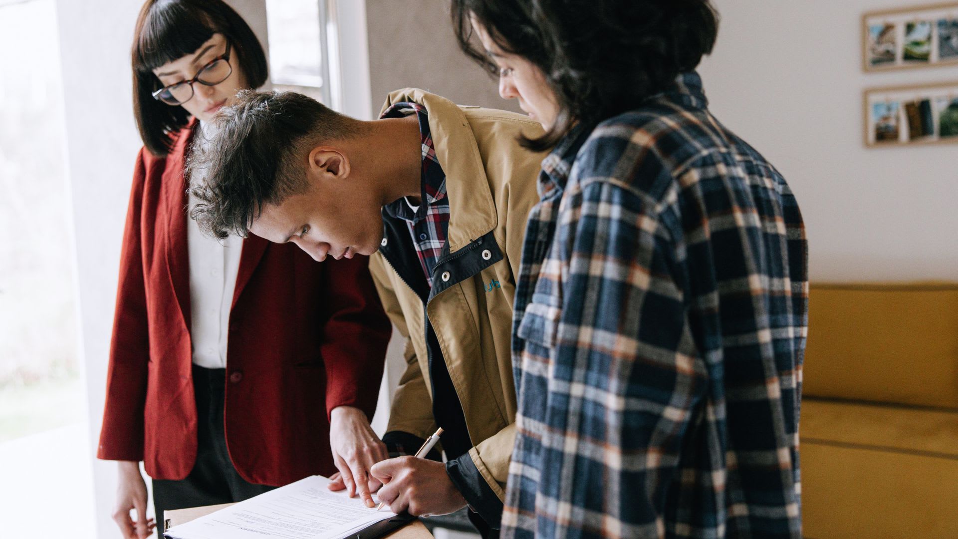 First-time homebuyers face hurdles in today’s real estate market