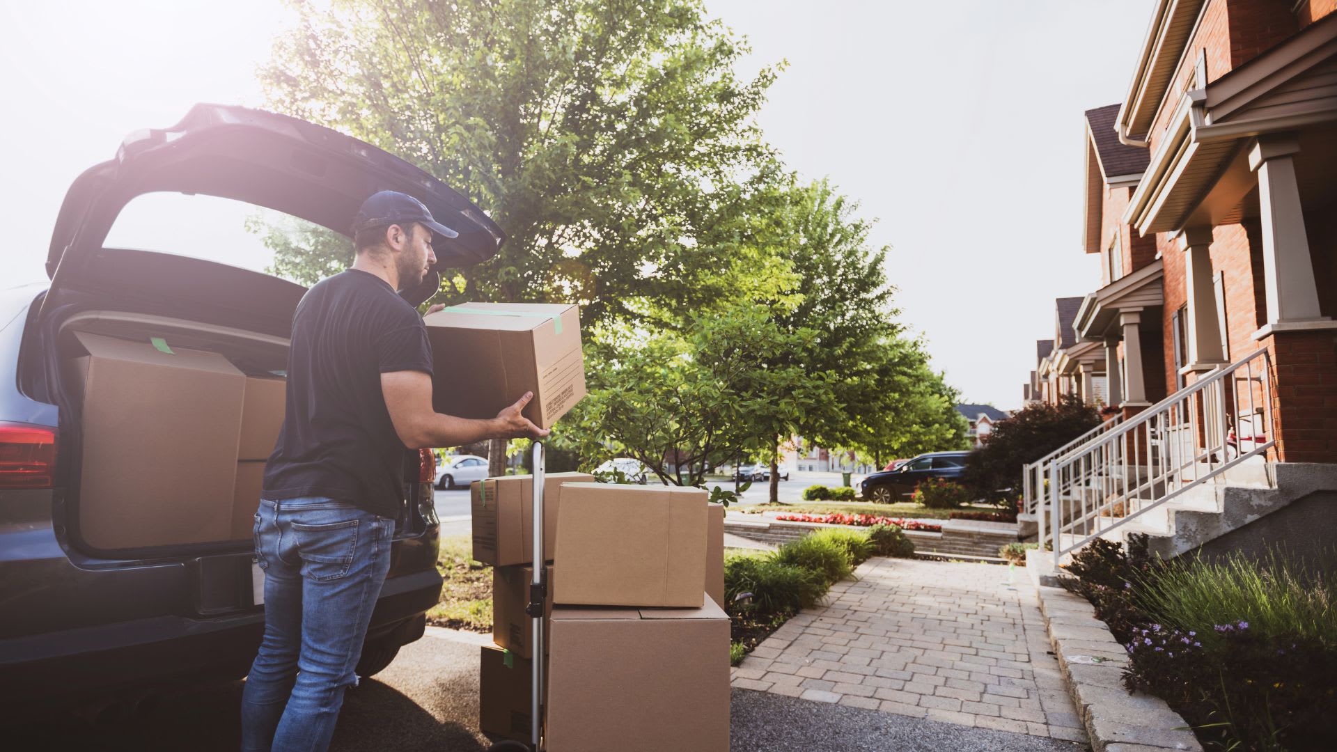 Relocating for Work - Housing Tips