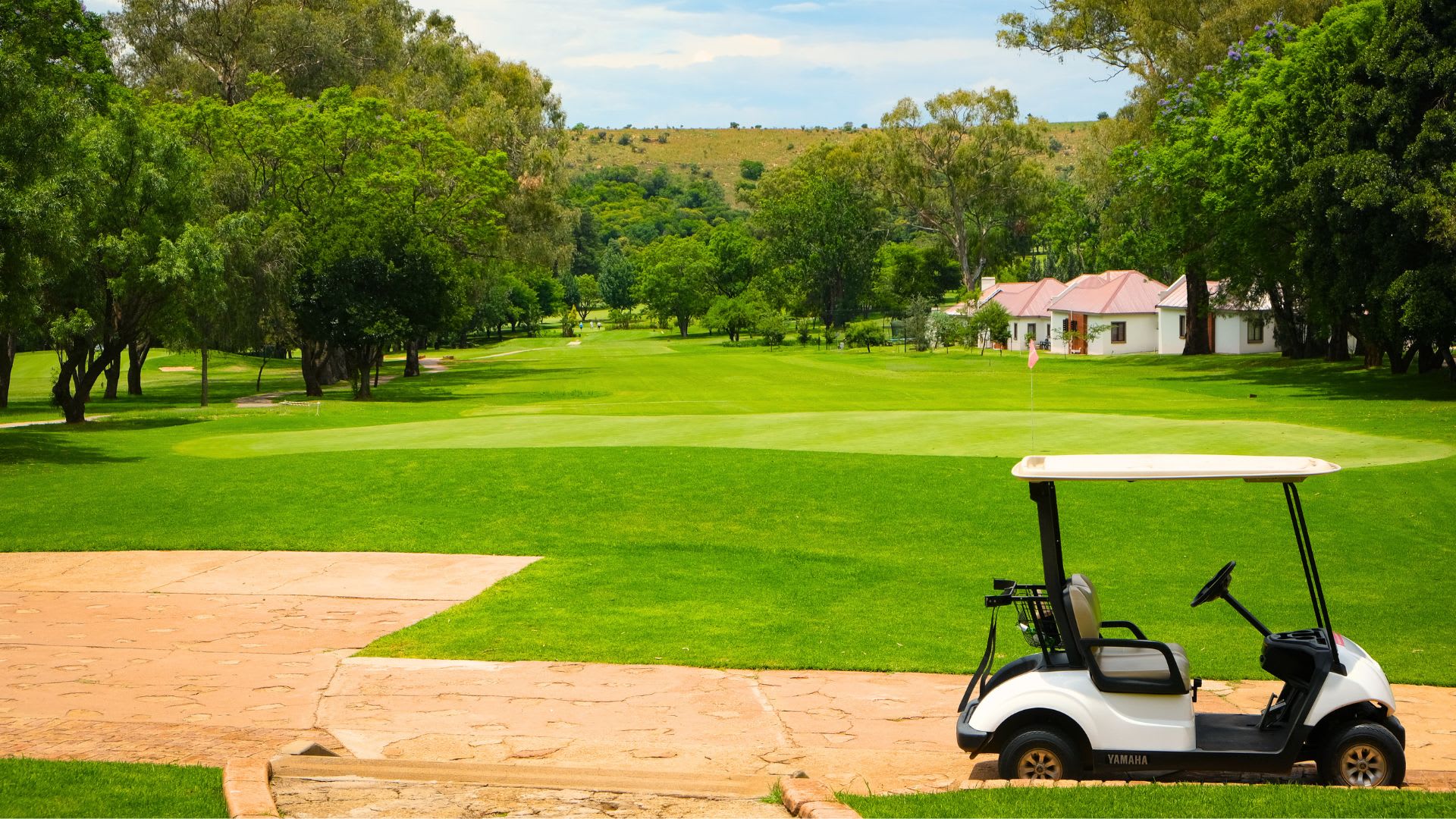 What Are the Hidden Costs of Living in a Golf Community?
