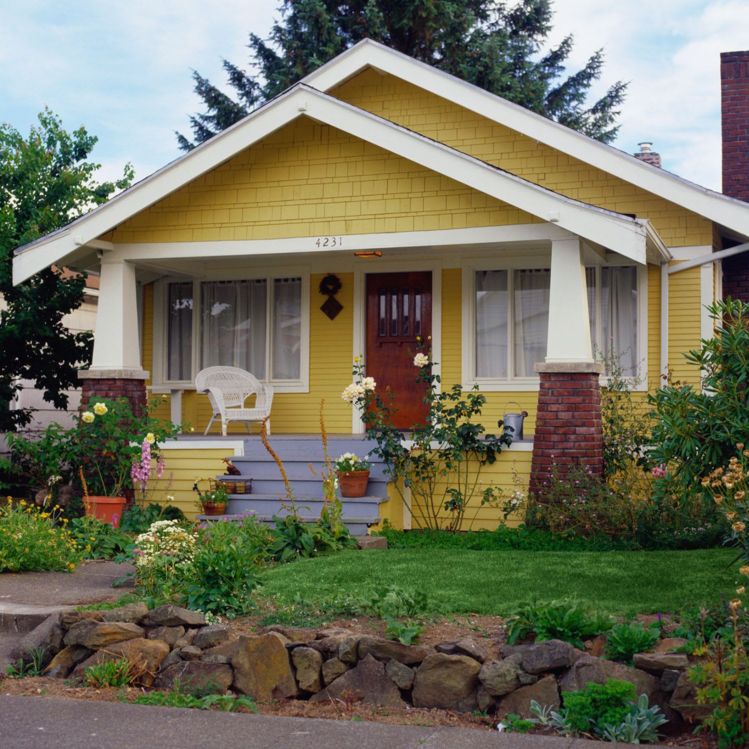 How much home can I afford when buying a house?
