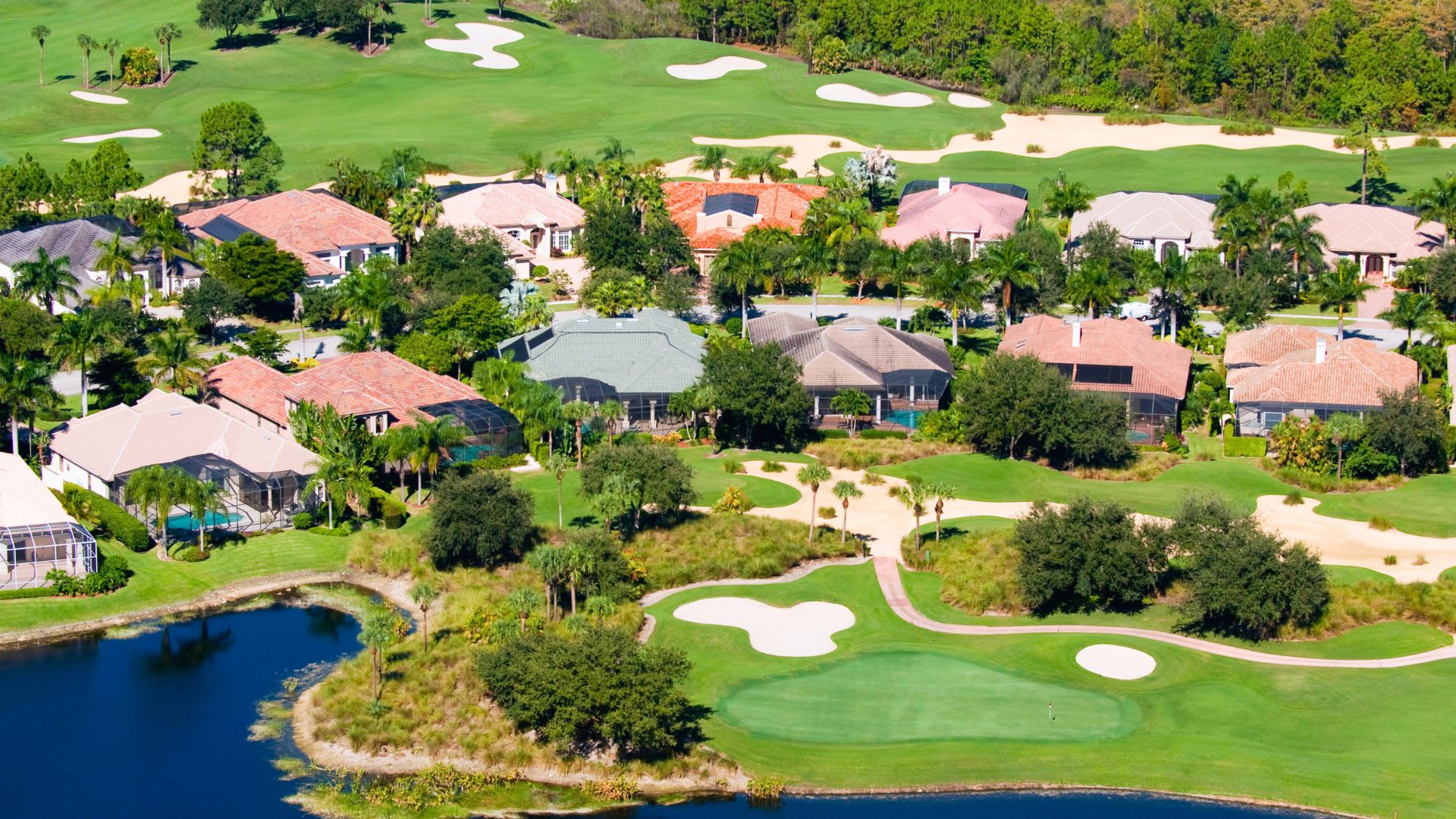Buying Into a Golf Community With a Waitlist: What You Need to Know