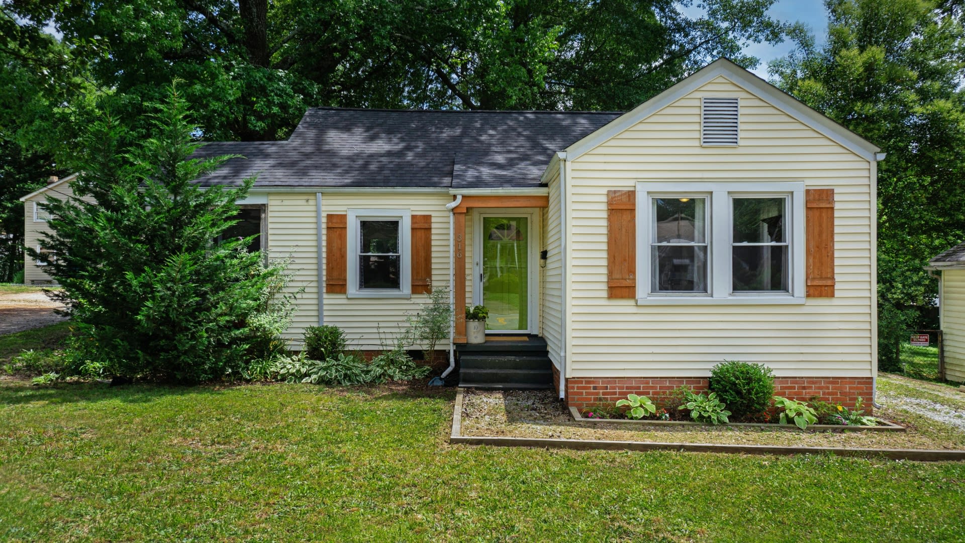 Buying Foreclosed Properties: What You Need to Know