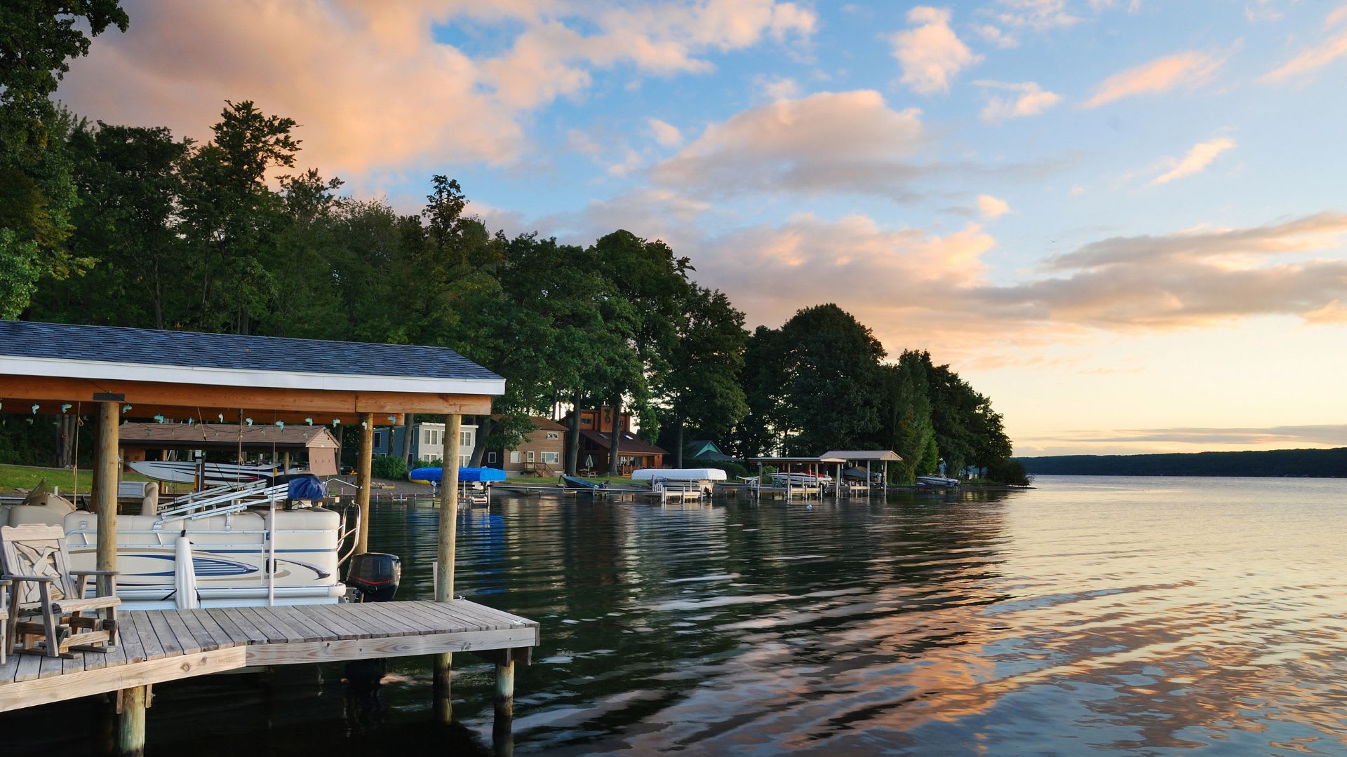 The Best Lakes in Ontario to Buy a Cottage