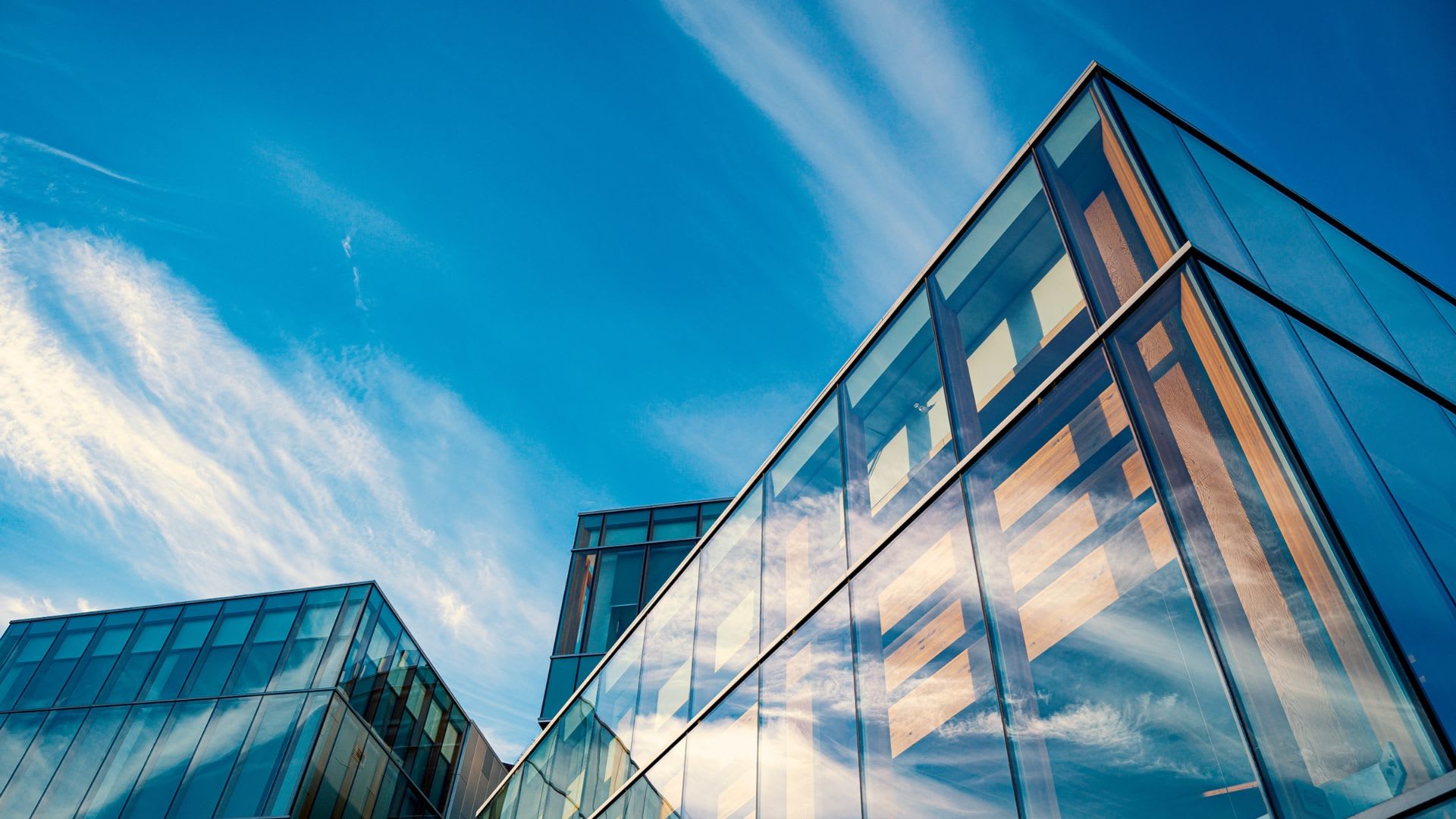 Protected: Canadian Commercial Real Estate Report 2026