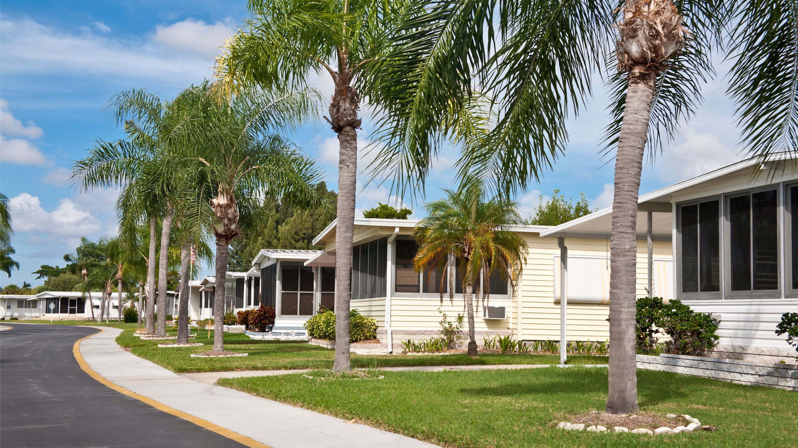 Buying a Mobile Home with Land vs in a Park - REMAX Blog