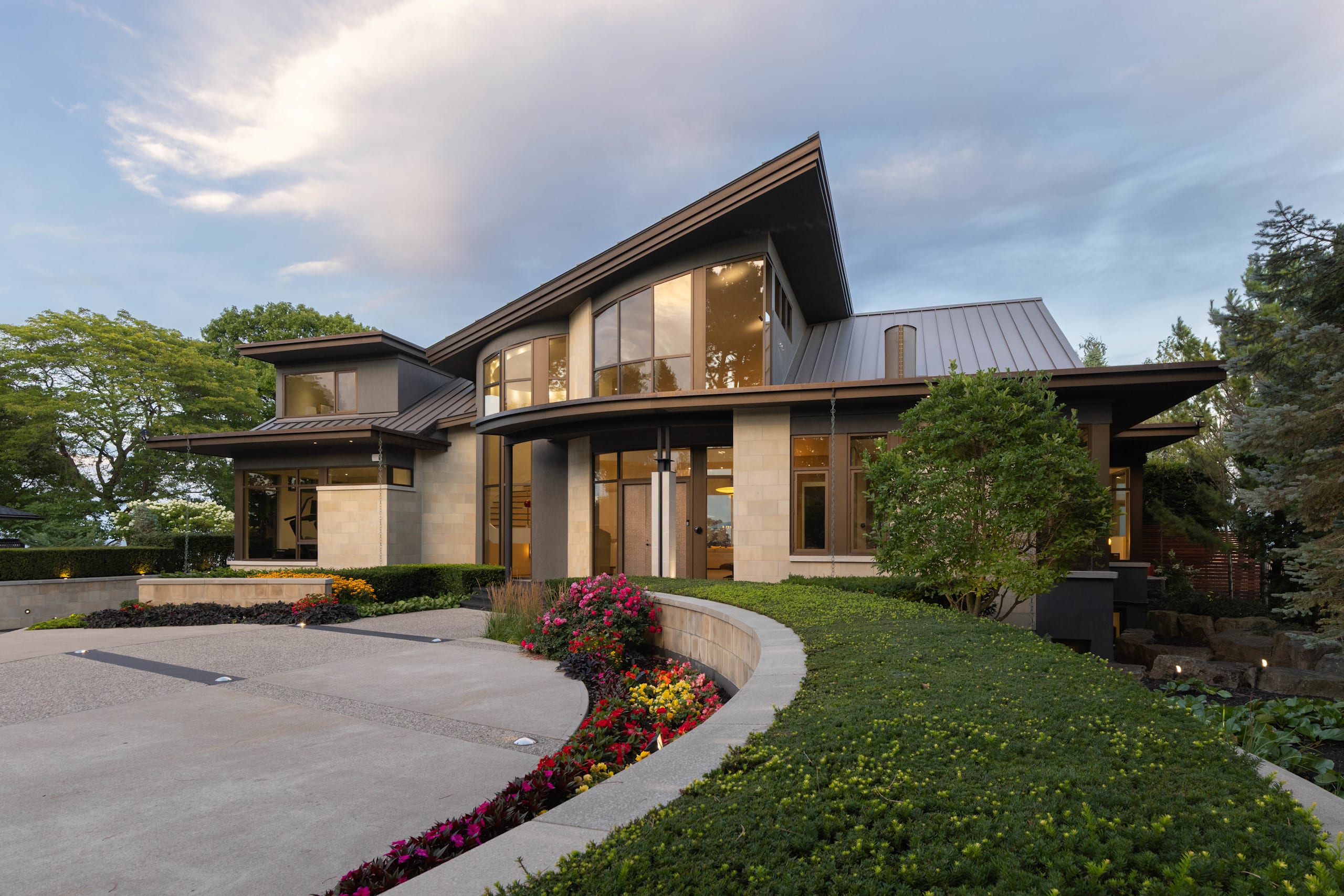 1540 Watersedge Rd – 1 (2)