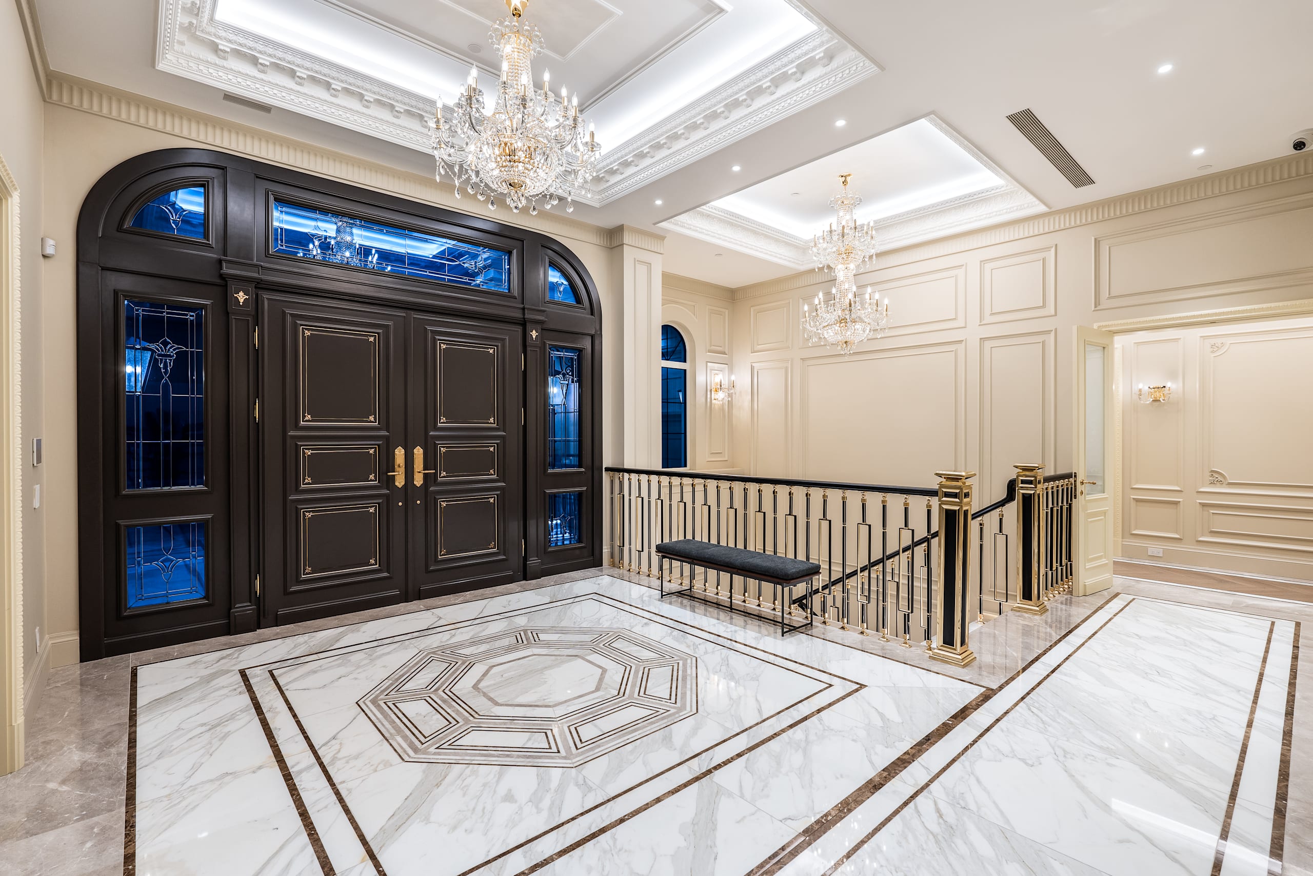 839 Eyremount Drive West Vancouver-11