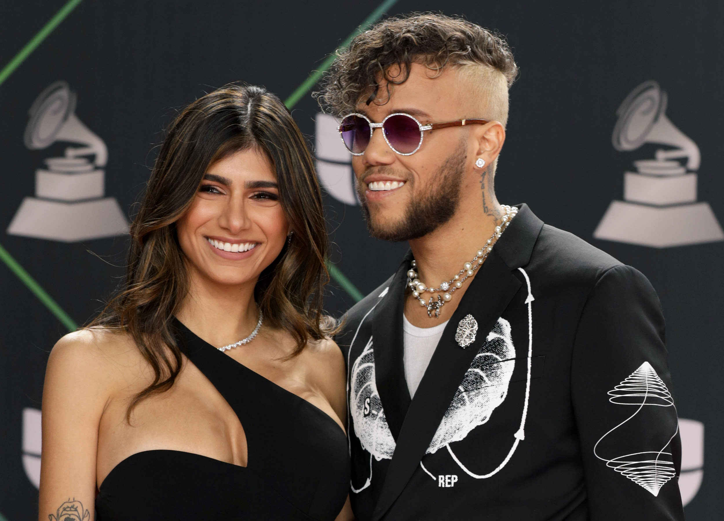 Did Mia Khalifa & Jhayco Break Up?