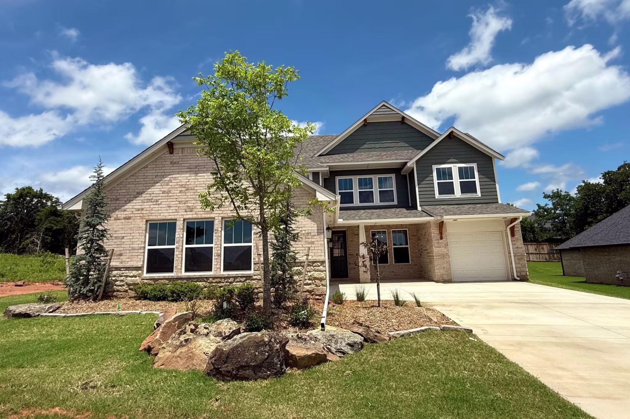 Thumbnail - 8109 Amber Ridge Dr
