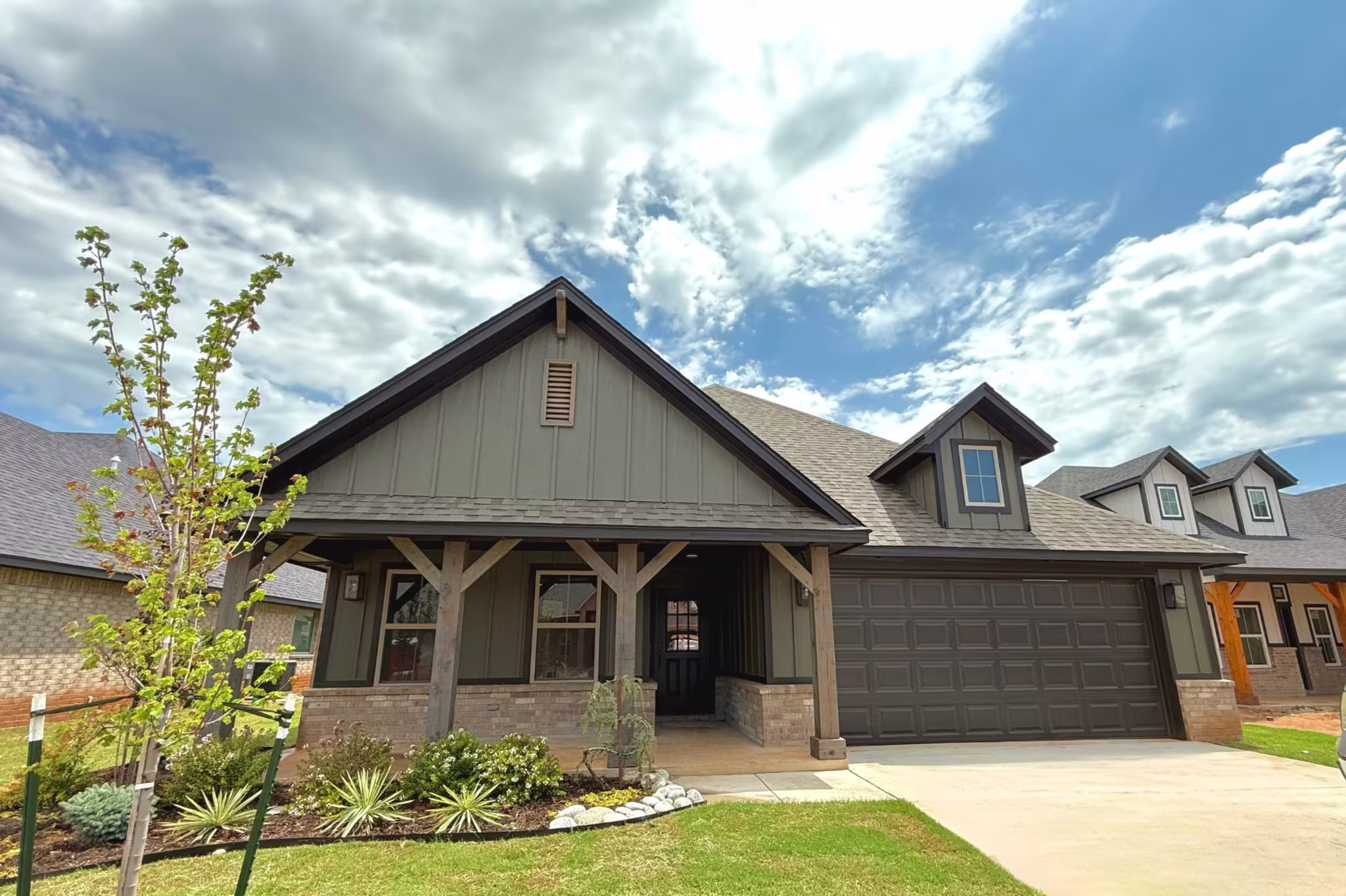 Thumbnail - 3400 Slate River Dr