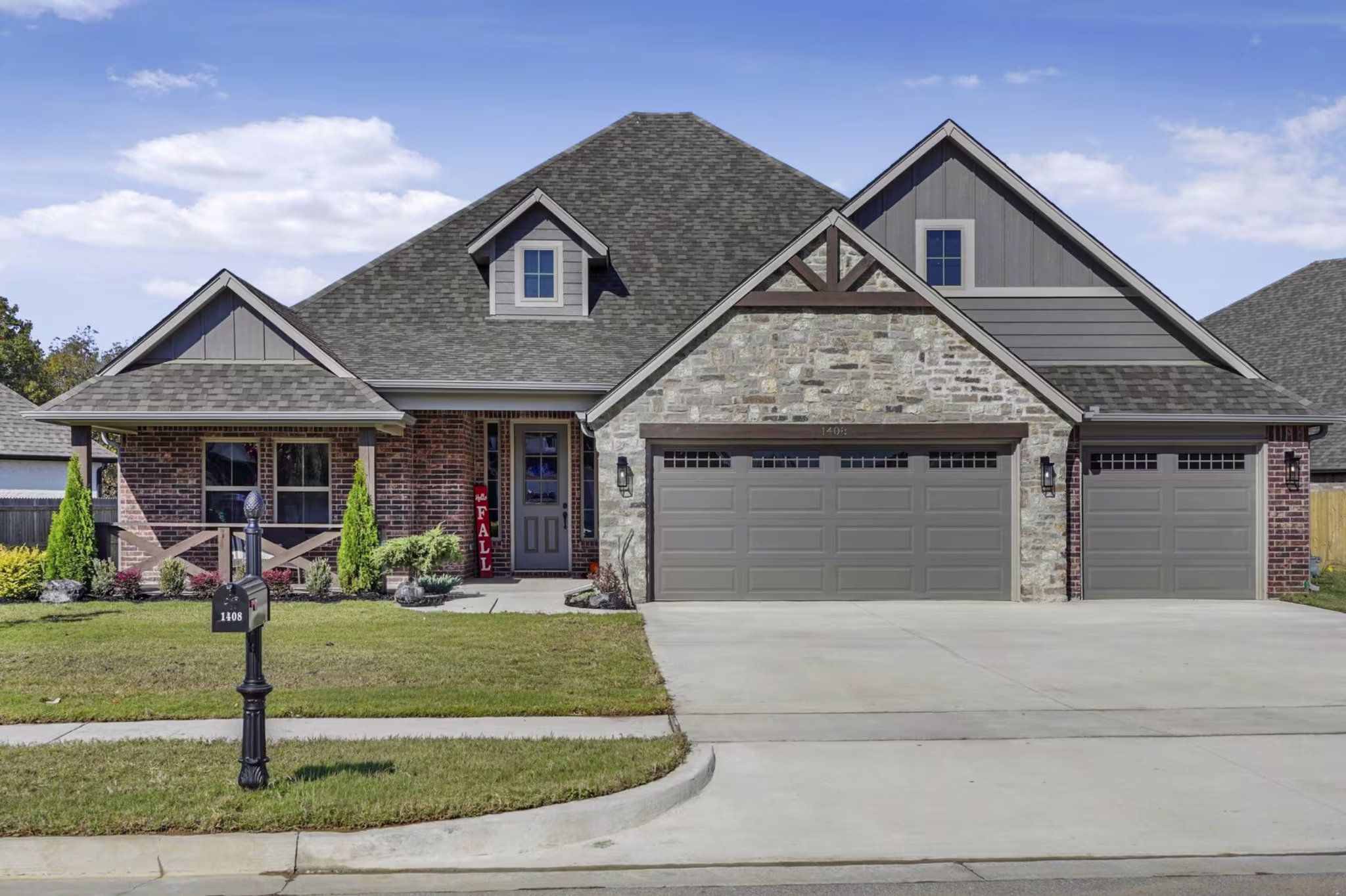 Thumbnail - 1408 N 70th St