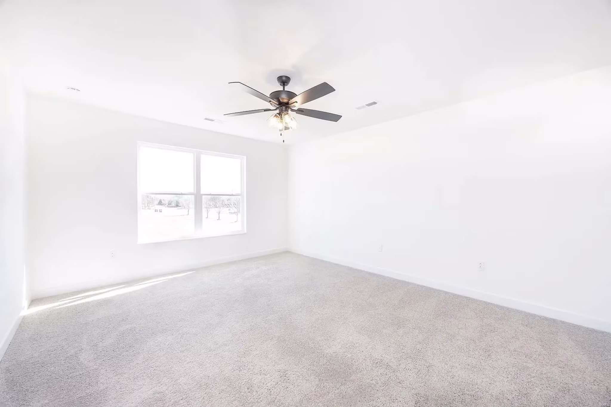 Interior Photo - Franklin