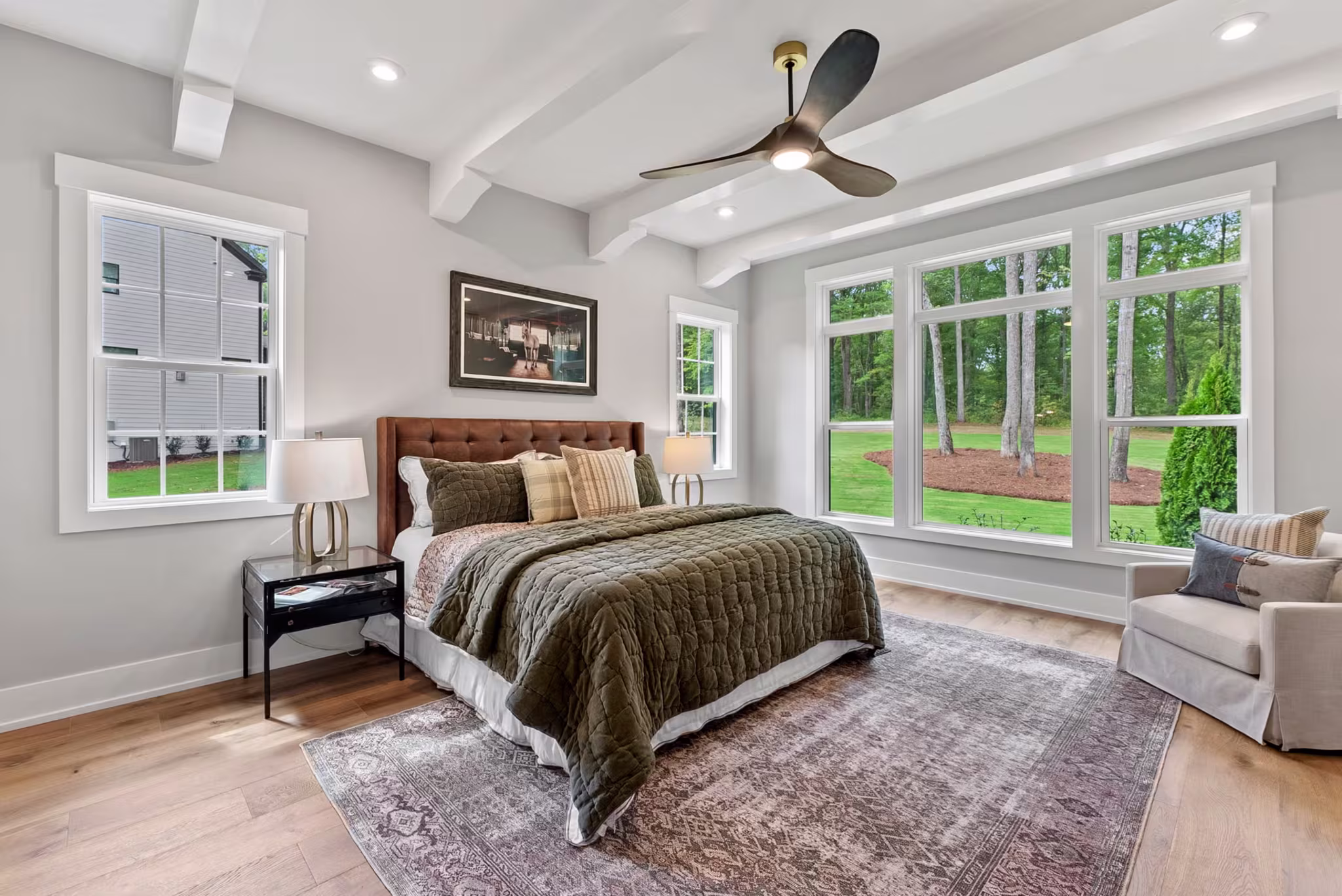 Oakley - Interior Photo 1