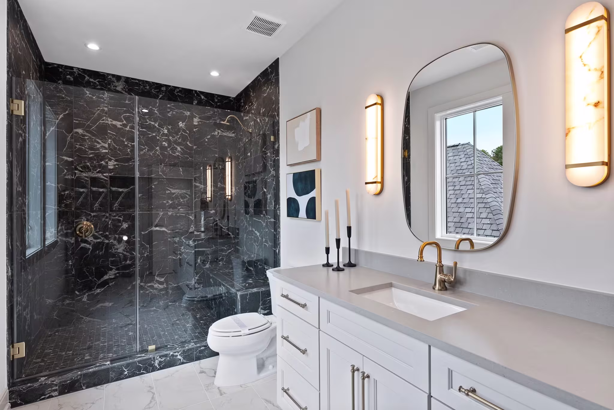 Cary - Interior Photo 3