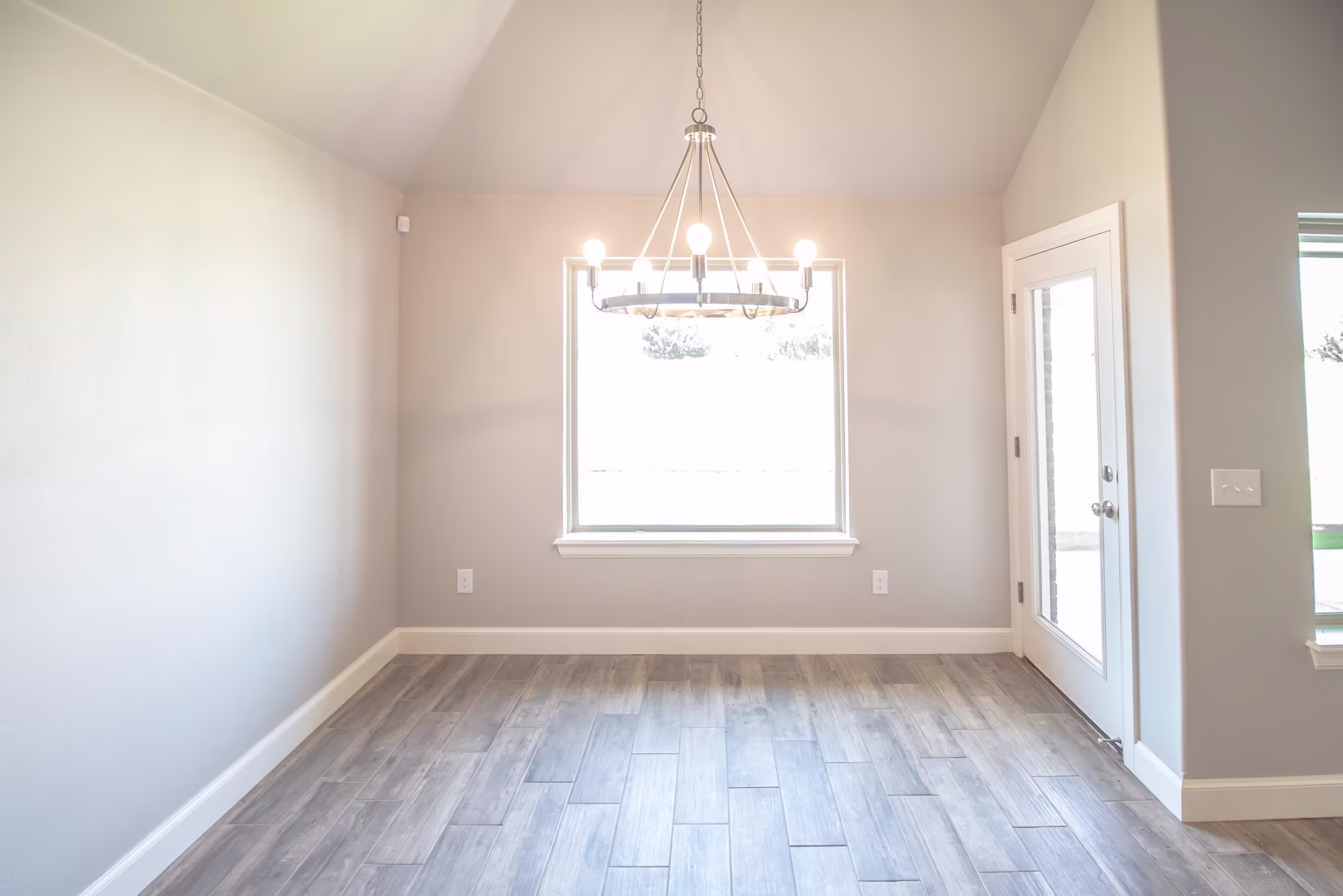 Example of Amelia Floor Plan - Features and Finishes may vary based on product availability