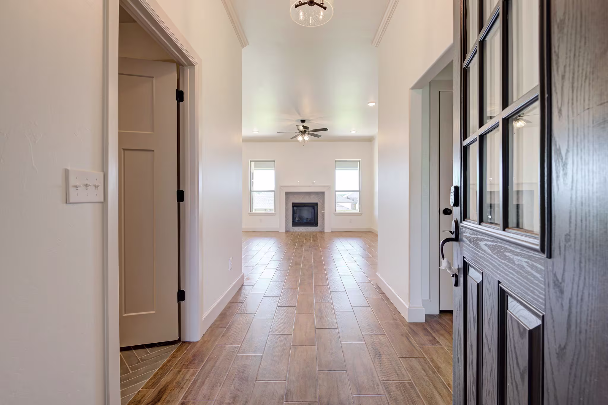 Montauk - Interior Photo 3
