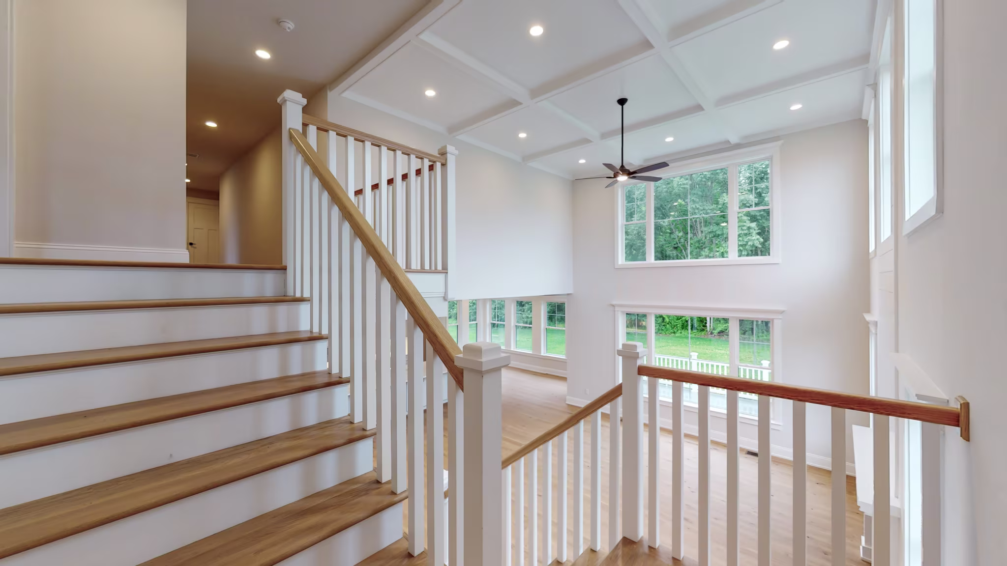 Highland - Interior Photo 15