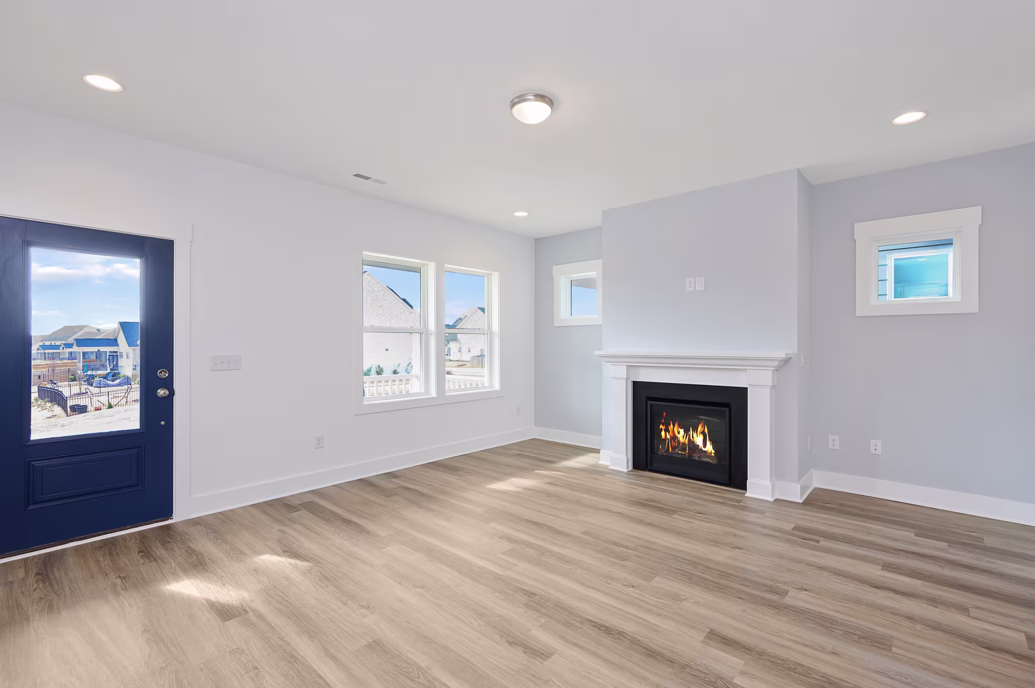 Tiebreaker - Interior Photo 4