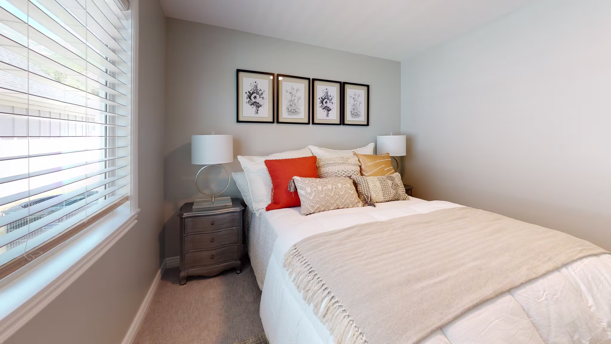 Ashmore - Interior Photo 6