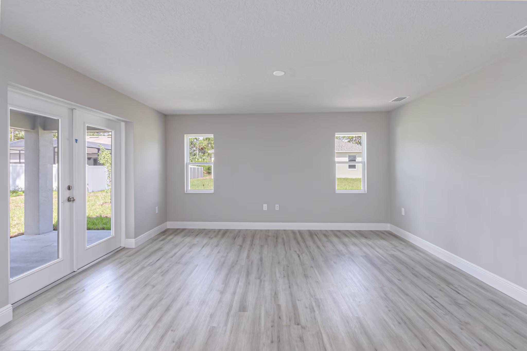 Springfield - Interior Photo 19