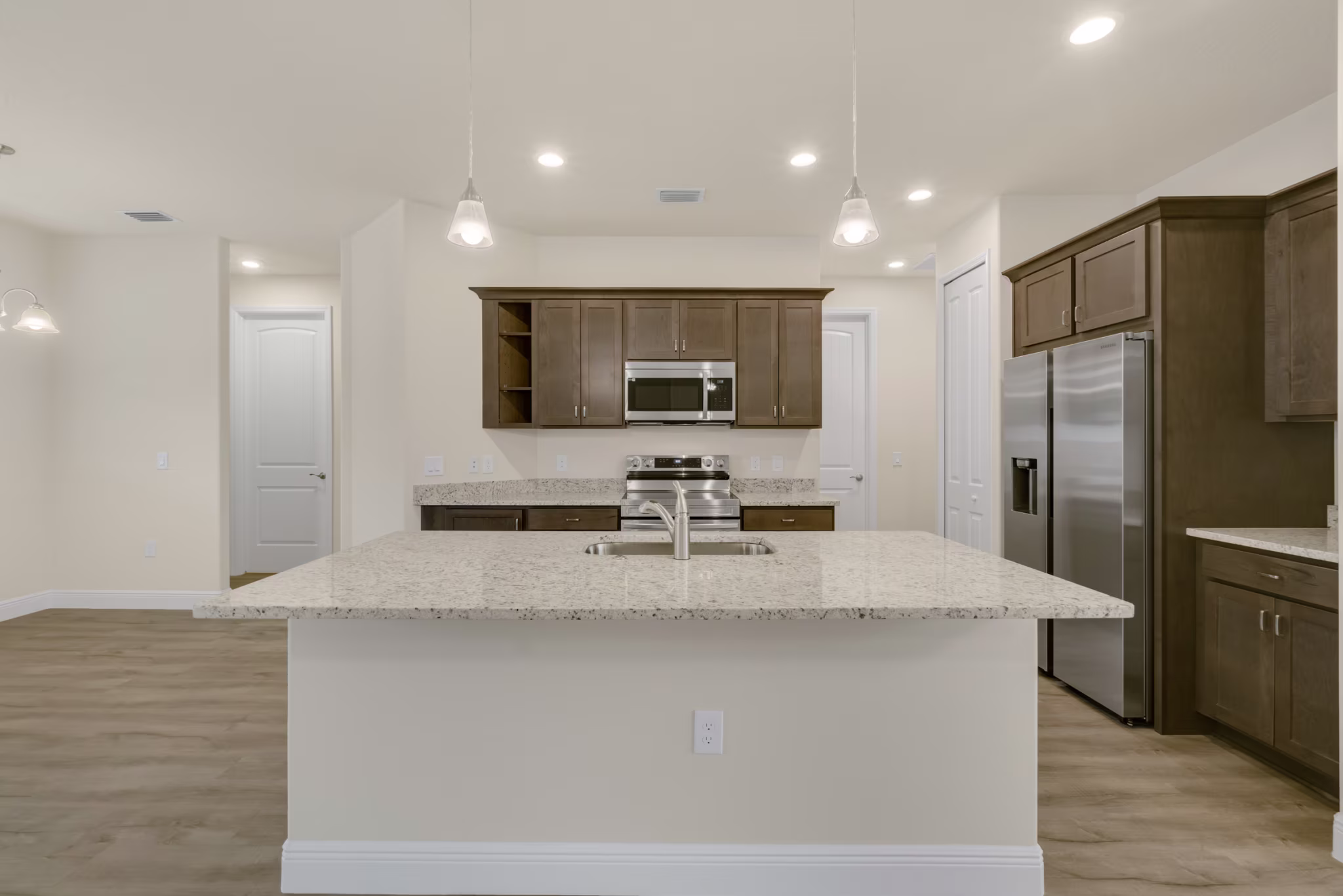 Gracie - Interior Photo 14