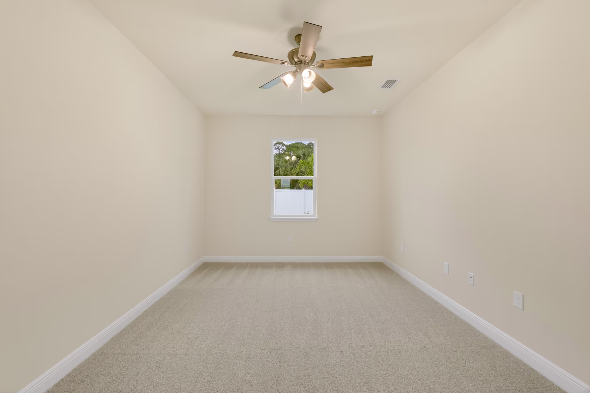 Gracie - Interior Photo 19