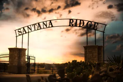 Santana Ridge - Logo