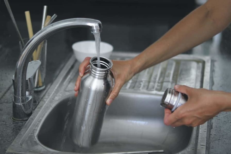 How to Clean a Stainless Steel Water Bottle
