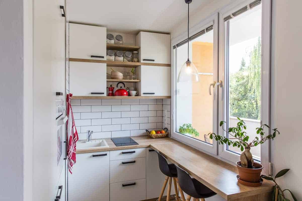 18 Simple Storage Tips for Small Apartments