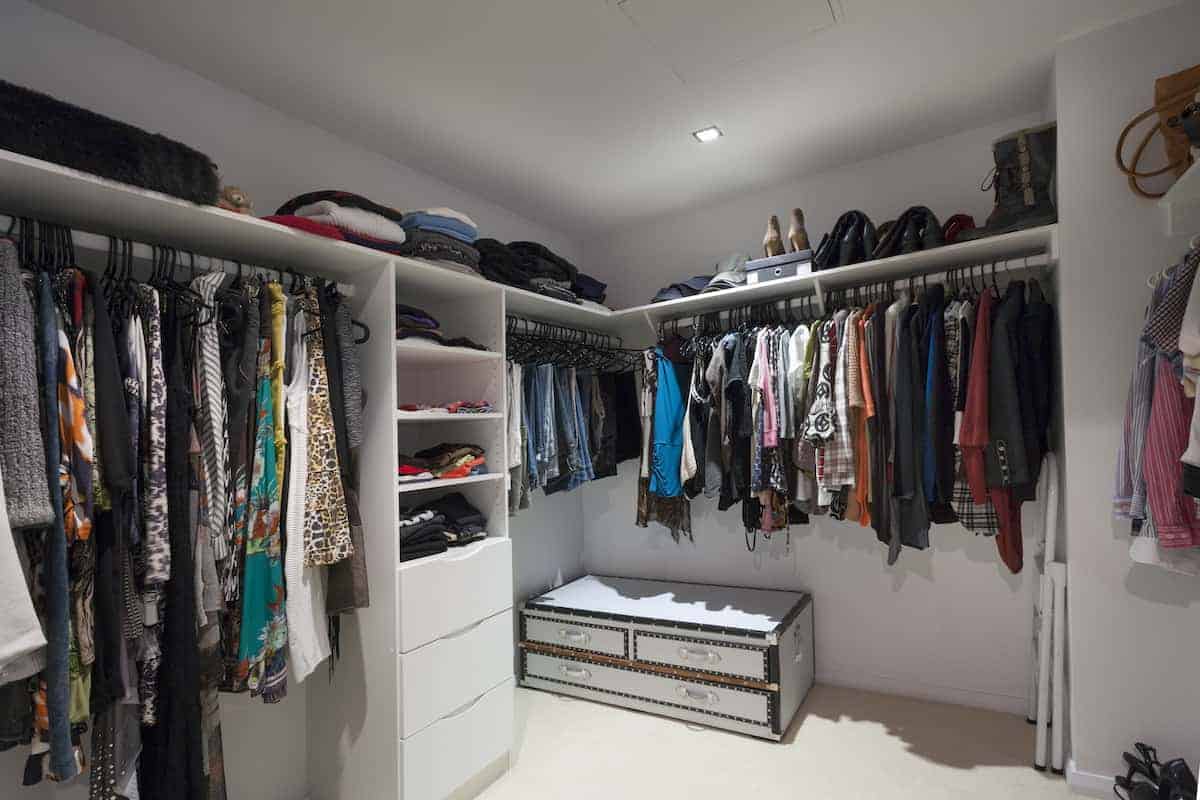 What is an Oversized Closet?