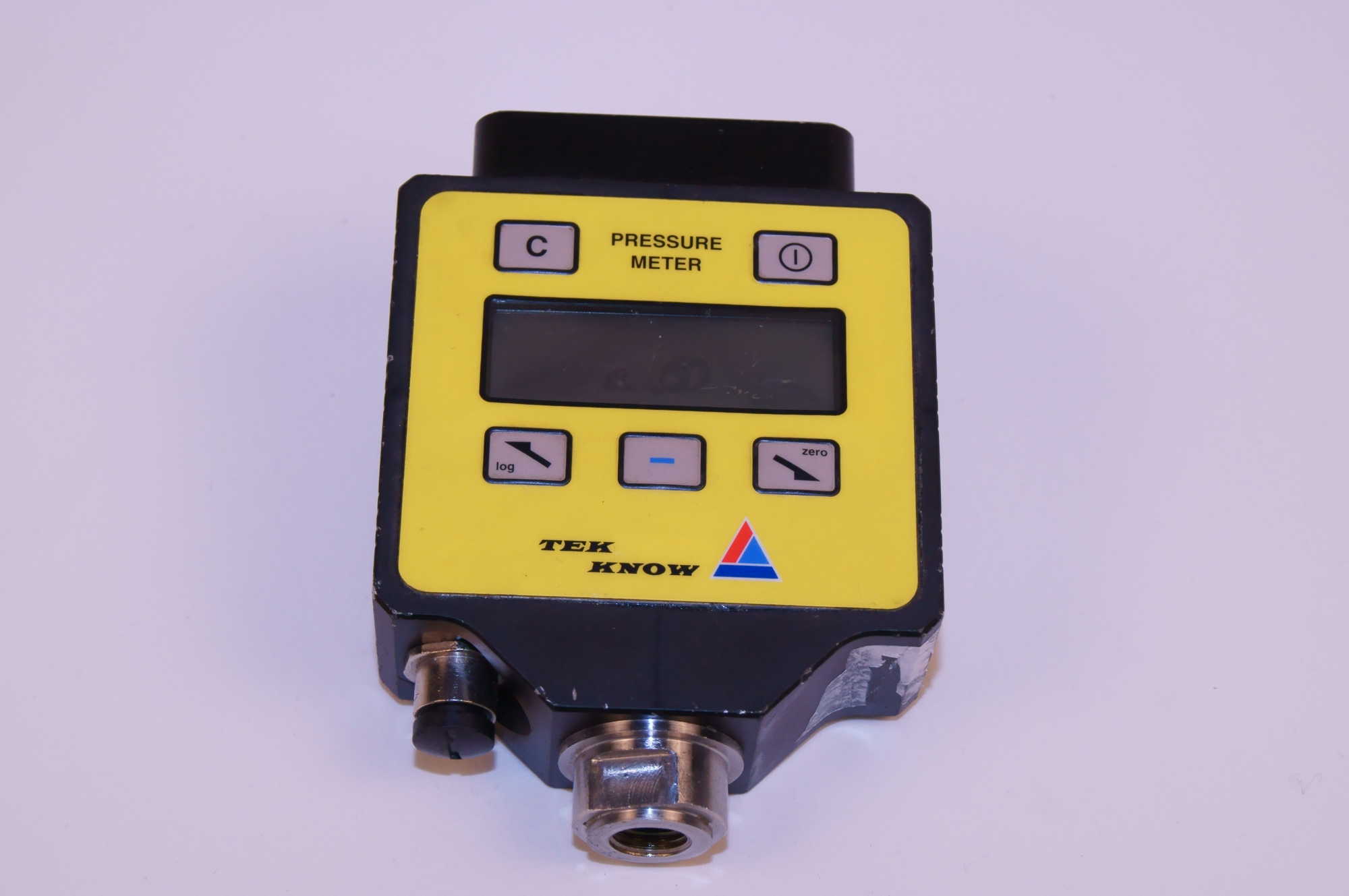 TEKKNOW 700 BAR PM305 DIGITAL PRESSURE GAUGE rental.no
