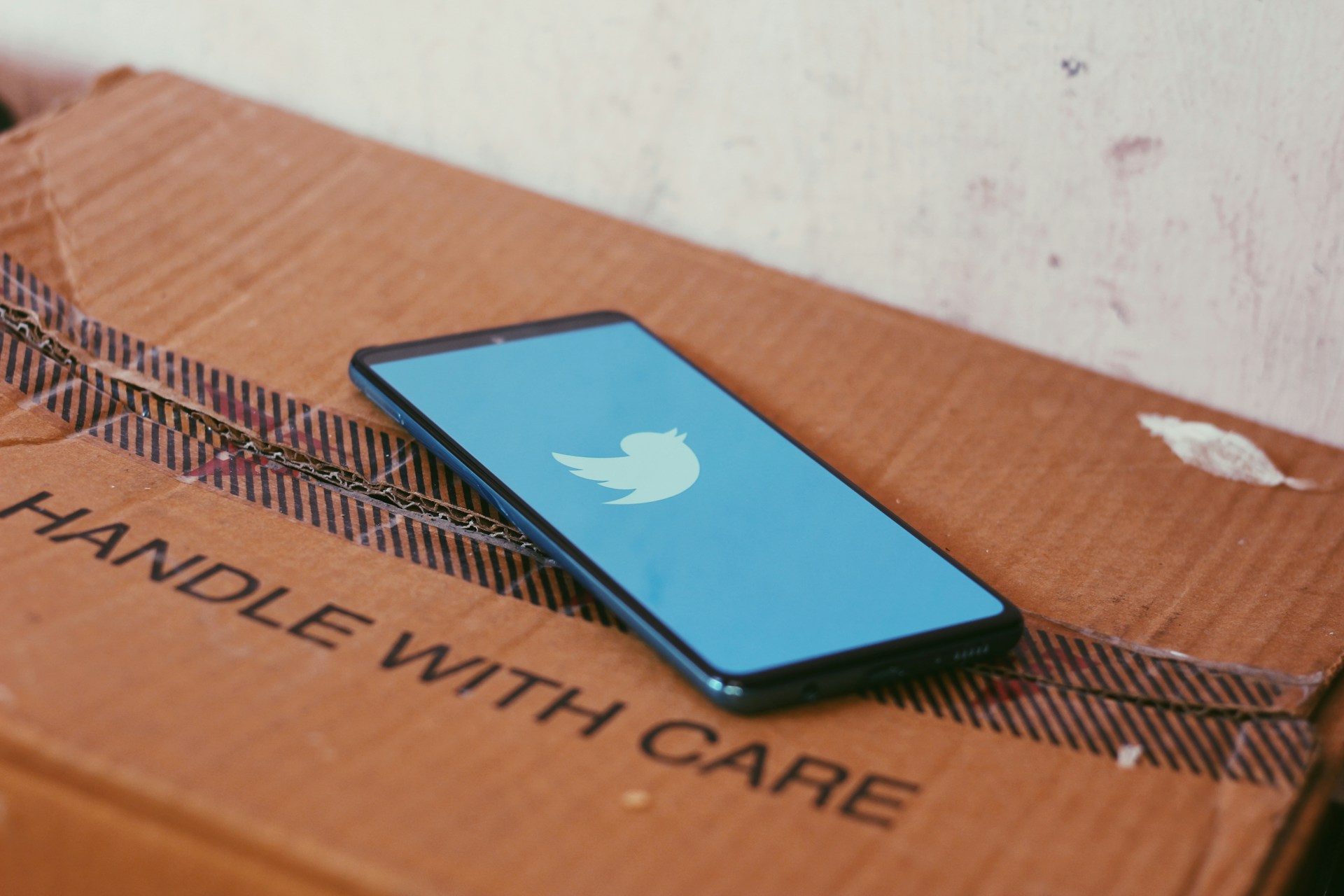 Twitter Content Monetization Guides: Turning Tweets into Profit