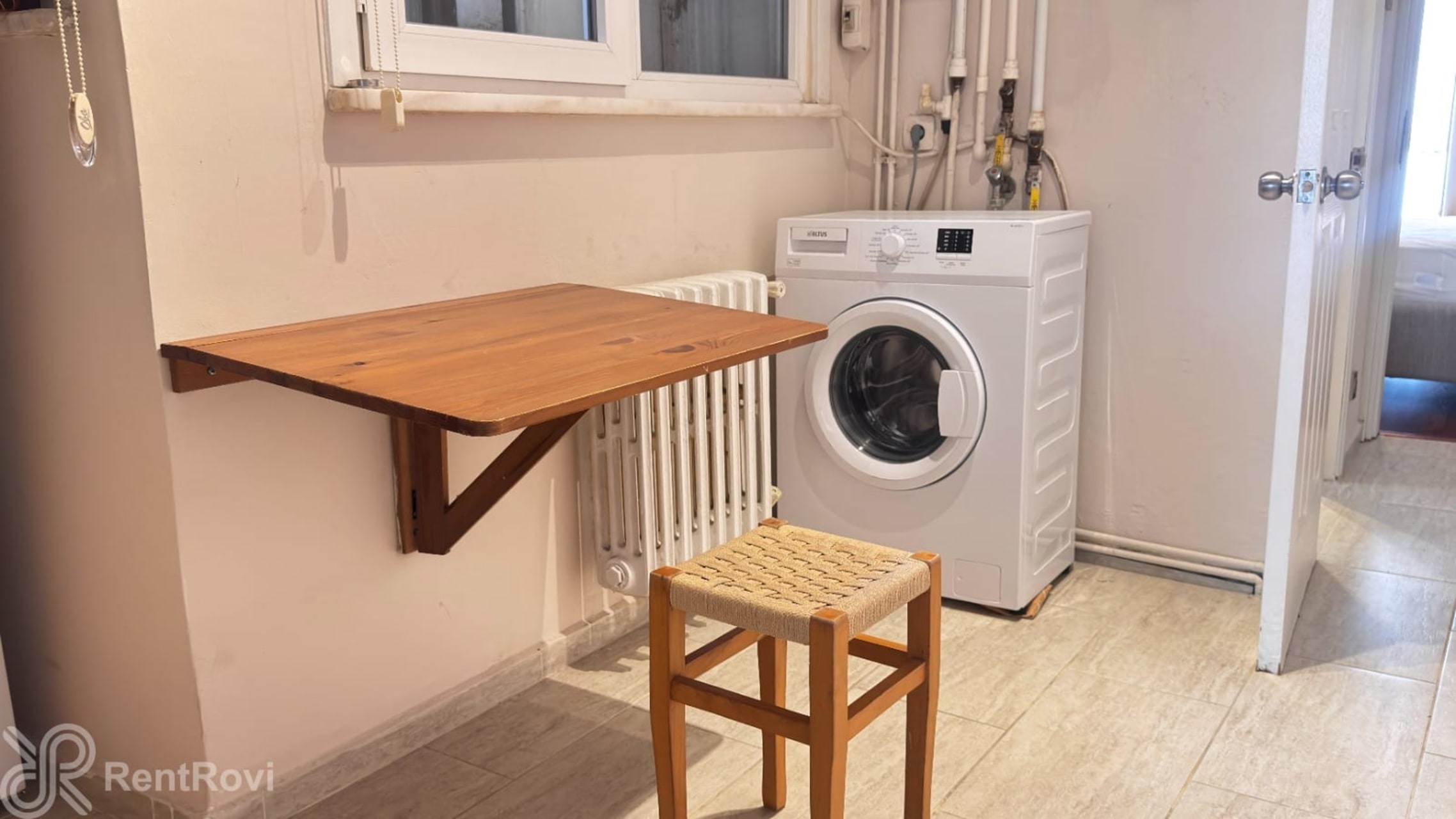 Nişantaşı'nda Şık ve Modern Kiralık 1+1 Eşyalı Daire | 1+1