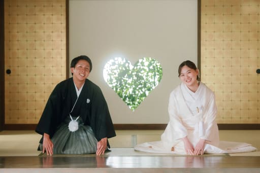 最後は、屋内庭園でのご挨拶ショット。