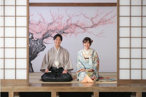 ご挨拶にぴったりの正座姿のお写真です！