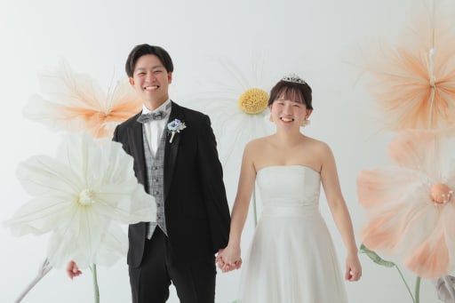 手を繋いで