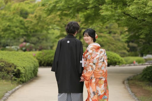 振り向き