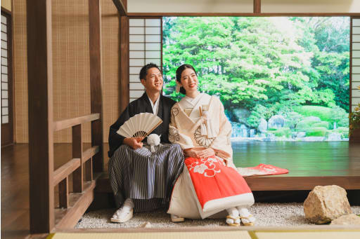 屋内庭園で リクエストの多いLEDビジョンを使った夏っぽいお写真。涼しげです