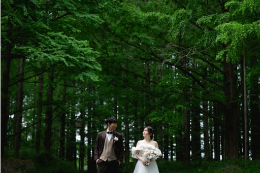 新緑に囲まれて