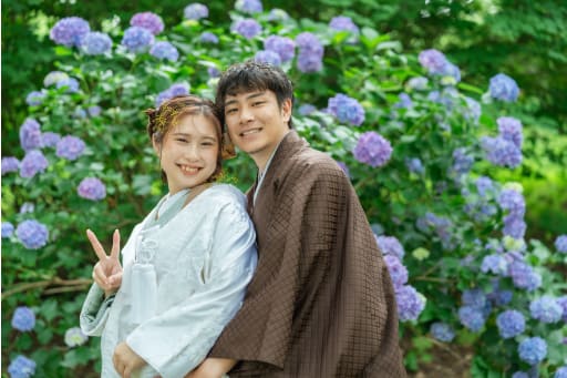 紫色の紫陽花みつけました。昭和記念公園の紫陽花は白色が多いです＞＜