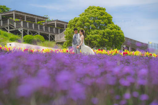 寄り添いながらの