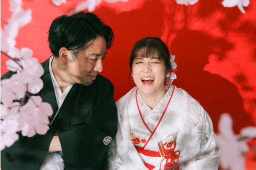 桜に囲まれて