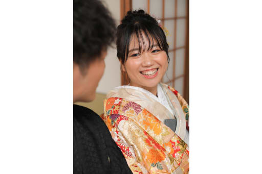 お話中……