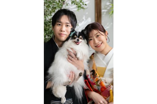 顔を寄せ合って！